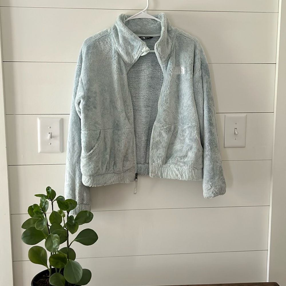 Girls light blue NorthFace fleece jacket, XL